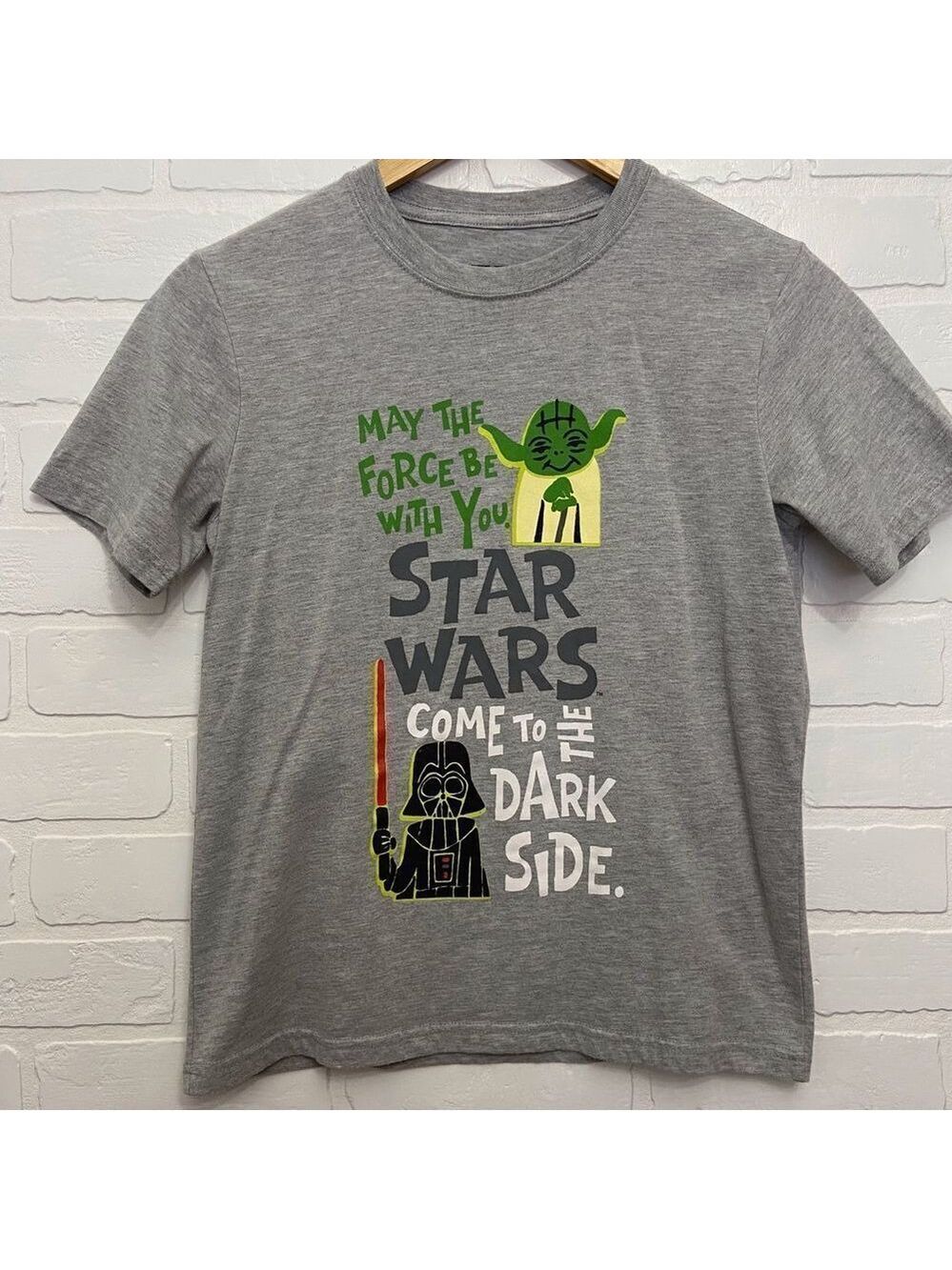 STAR Wars tee Yoda Dart Vader medium